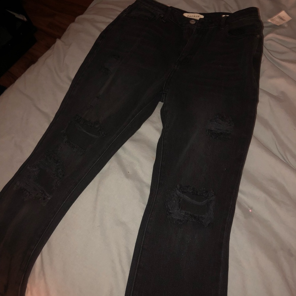 Black Ripped Jeans